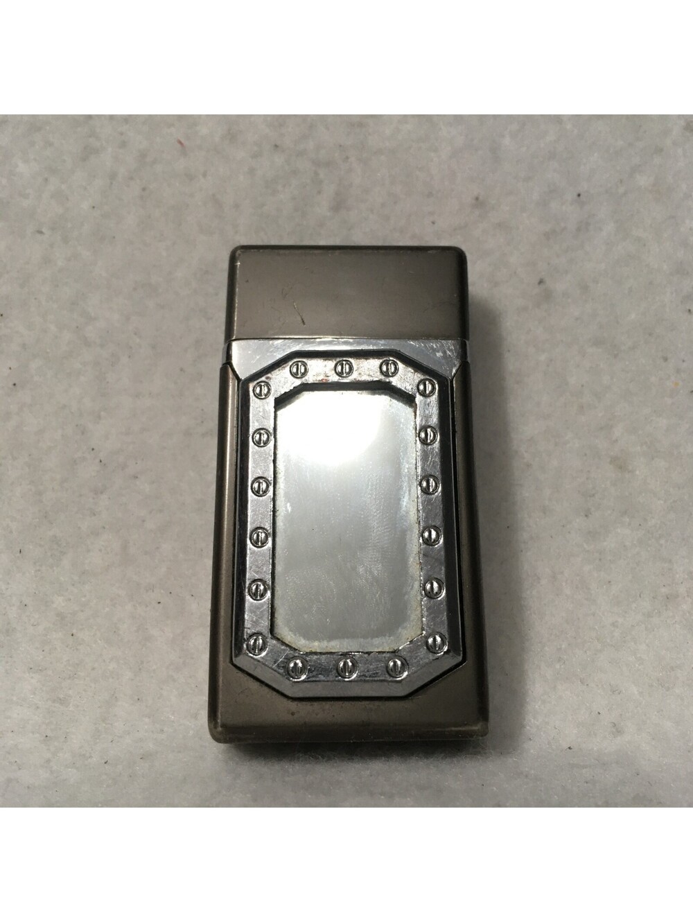 Vintage MIRROR MIRRORED WOMENS MAKEUP Lighter